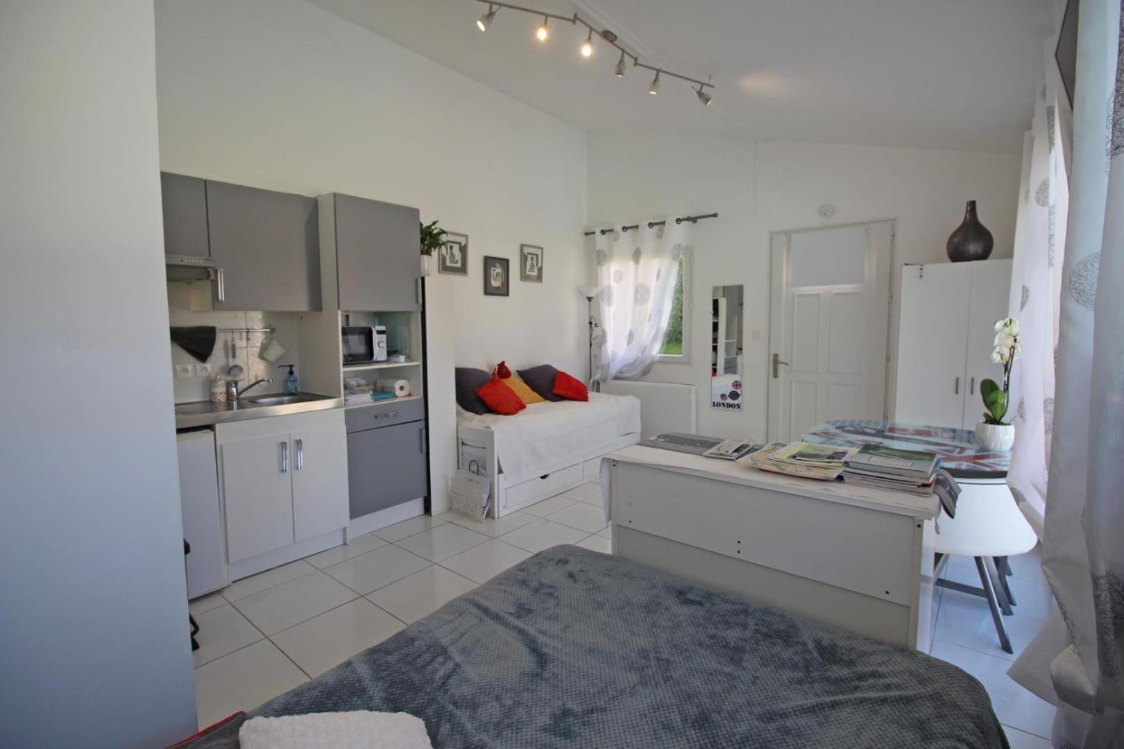 Les Carpes A Limoges Bed and Breakfast Εξωτερικό φωτογραφία